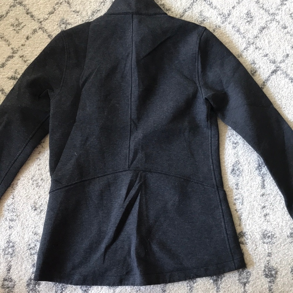 Authentic lululemon Jacket - Picture 5 of 7